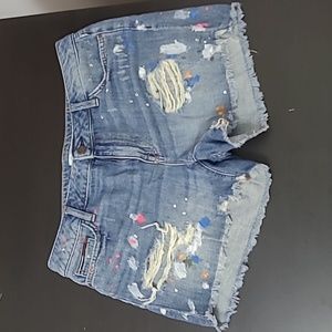 Tommy Hilfiger Ripped short jeans